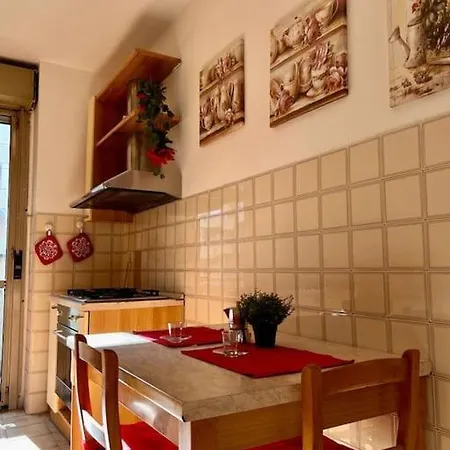 La Bella Cinecitta Apartment *